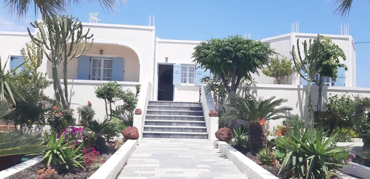 Villa Nikos Karamolegkos Kamari Eksteriør billede